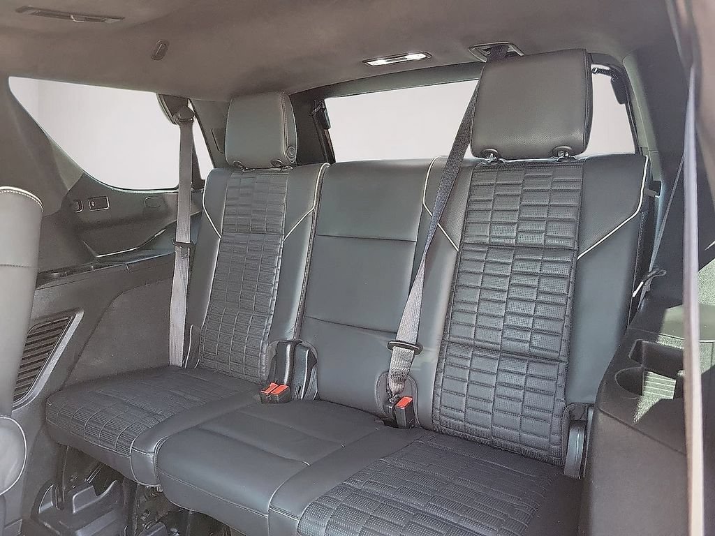 Used 2022 Cadillac Escalade Sport Platinum w/ Heavy-Duty Trailer Package AWD/4WD image 9