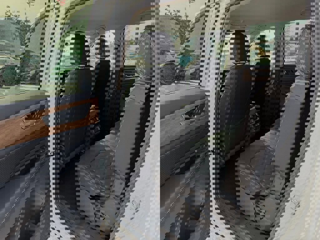 New 2026 Volkswagen Atlas SE image 26