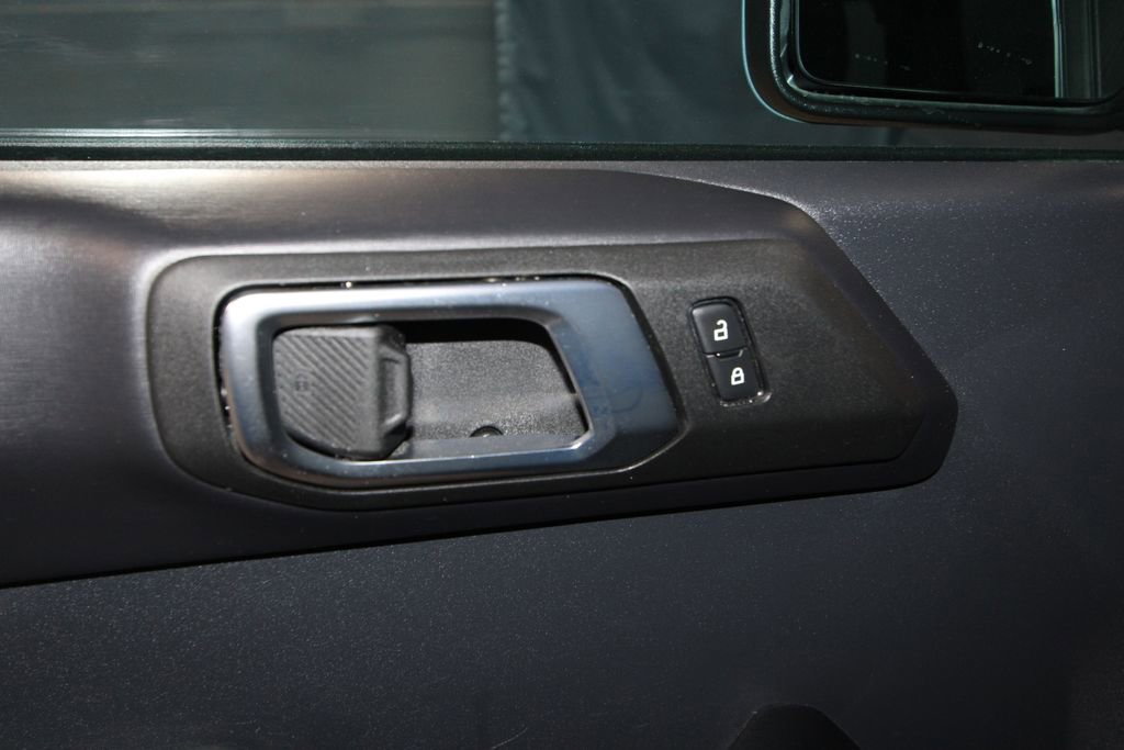 Used 2025 Ford Bronco Outer Banks image 6