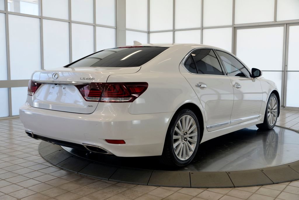 Used 2017 Lexus LS 460 AWD w/ Comfort Package image 8