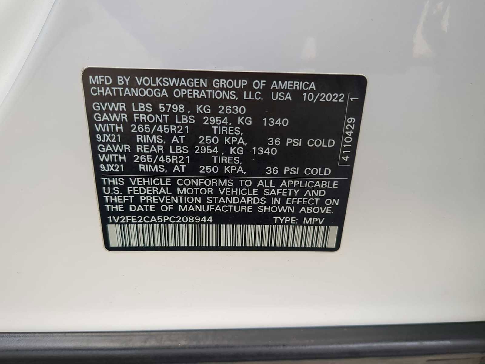 Used 2023 Volkswagen Atlas Cross Sport SEL Premium R-Line image 32