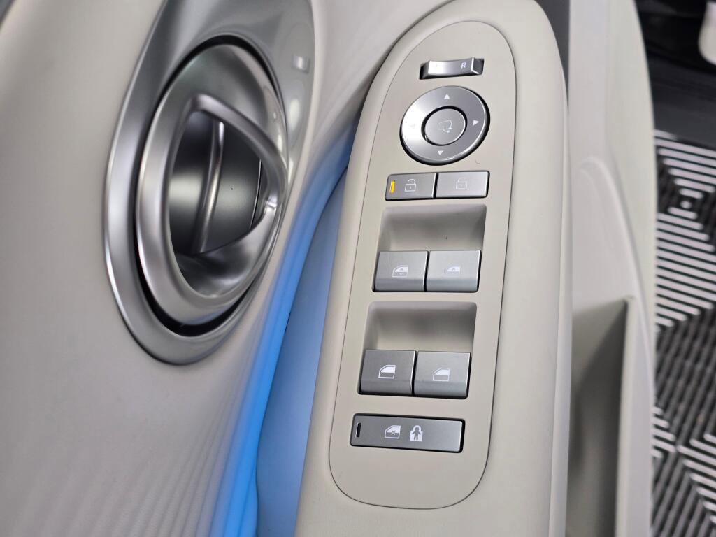 New 2026 Hyundai Ioniq 9 SEL image 23