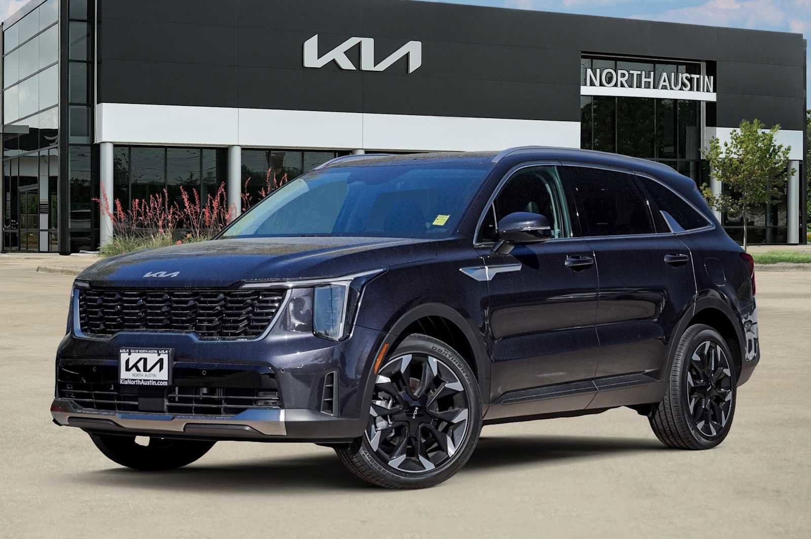 Certified 2025 Kia Sorento EX w/ Panoramic Sunroof Package image 1