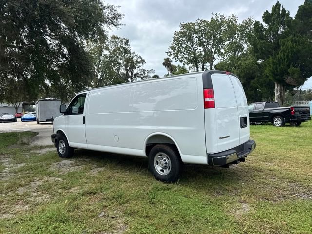 New 2025 Chevrolet Express 2500 Work Van 3D Extended Cargo Van w/ Driver Convenience Package RWD image 8
