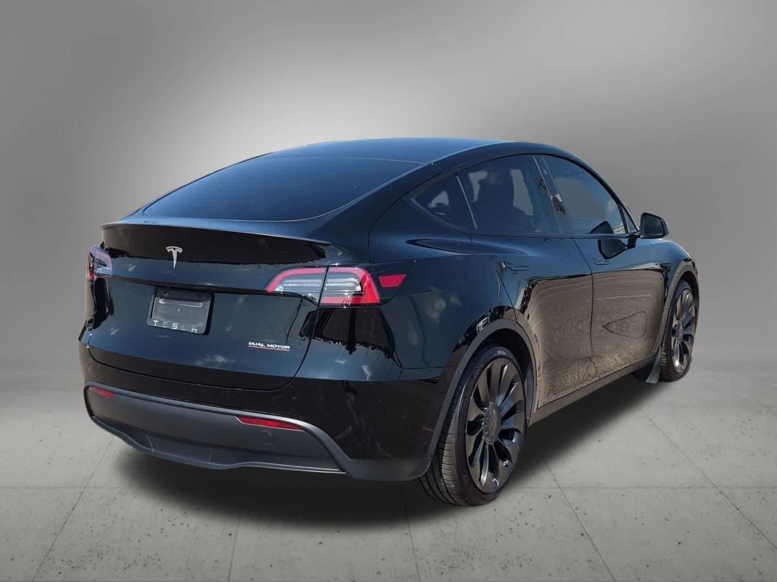 Used 2023 Tesla Model Y Performance AWD/4WD image 6
