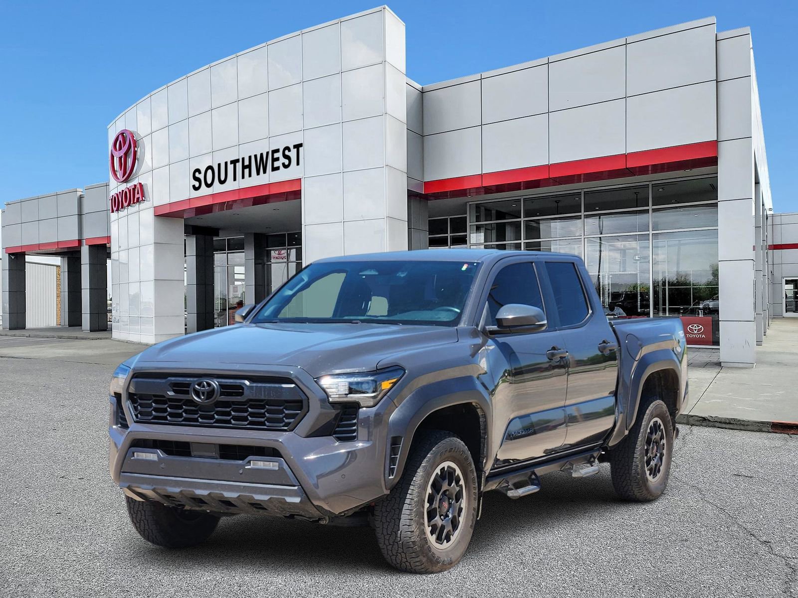 Used 2024 Toyota Tacoma TRD Off-Road w/ TRD Off Road Upgrade Package AWD/4WD image 2