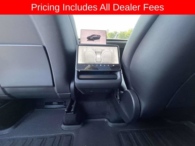 Used 2026 Tesla Model Y Long Range AWD/4WD image 16