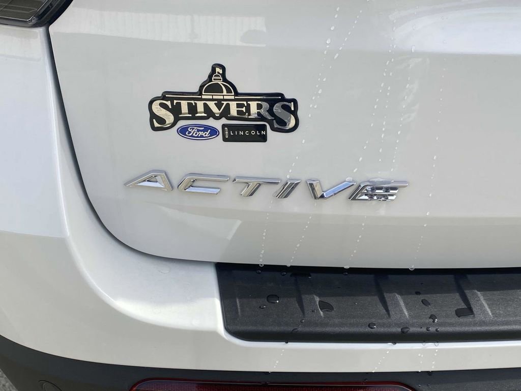 New 2025 Ford Explorer Active w/ Active Comfort Package image 5