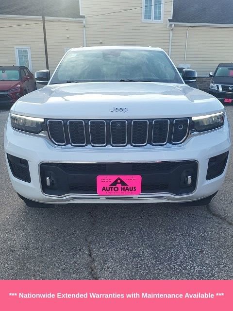 Used 2023 Jeep Grand Cherokee Overland w/ Advanced Protech Group III image 33