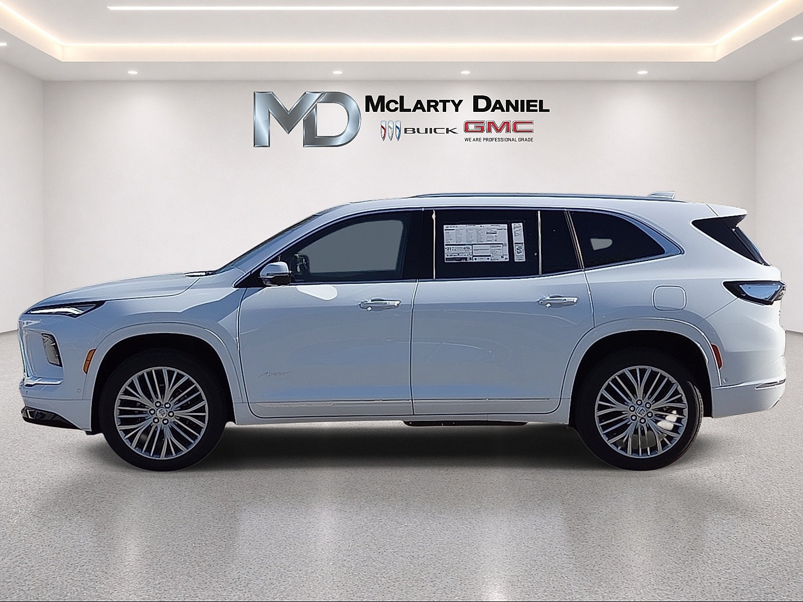 New 2027 Buick Enclave Avenir AWD/4WD image 3