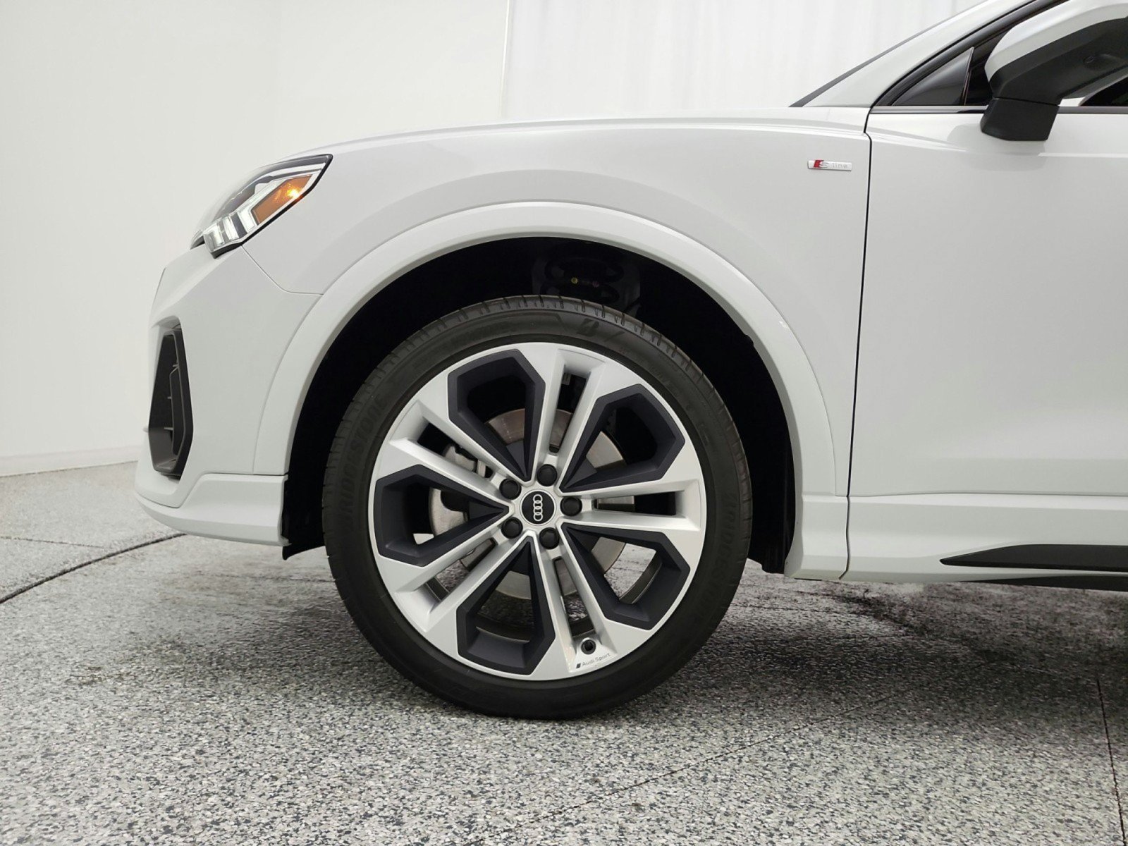 Used 2022 Audi Q3 2.0T Premium Plus AWD/4WD image 18