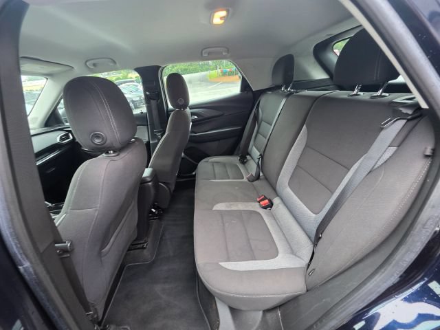Used 2021 Chevrolet TrailBlazer LS FWD image 20