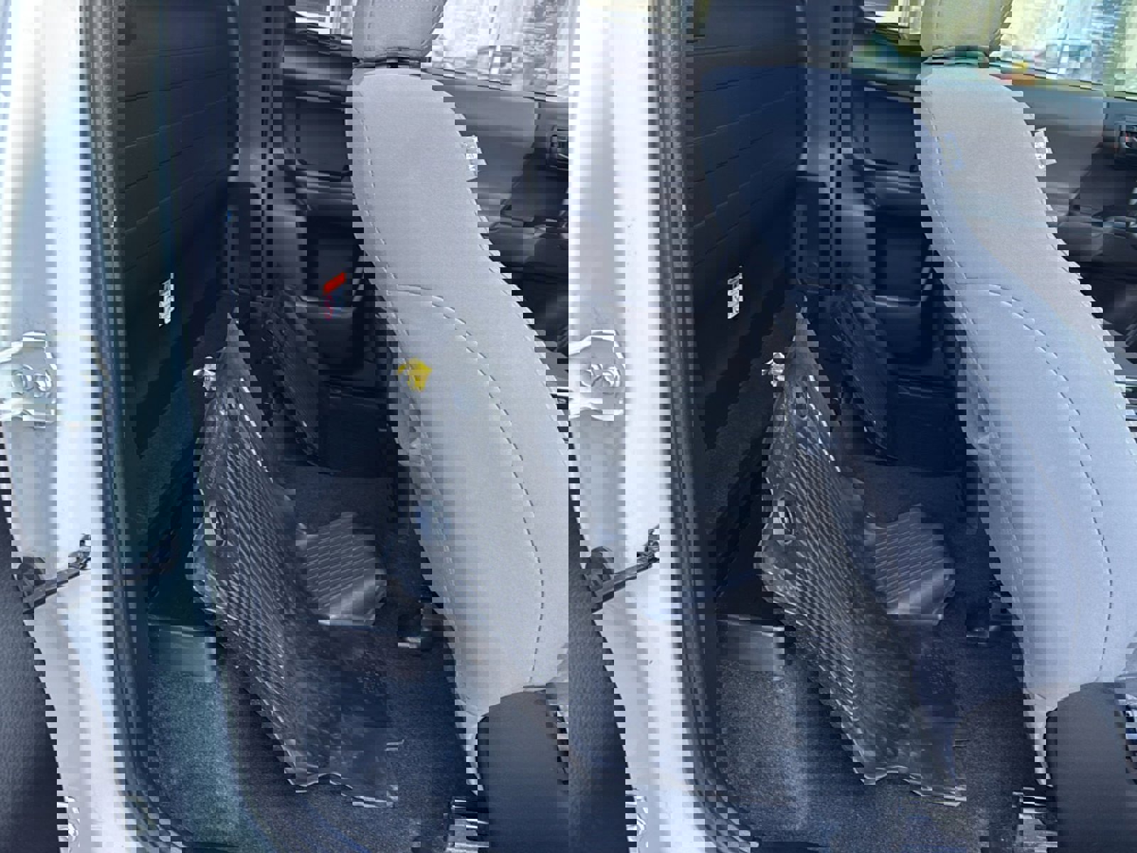 Used 2020 Toyota Tacoma SR image 19