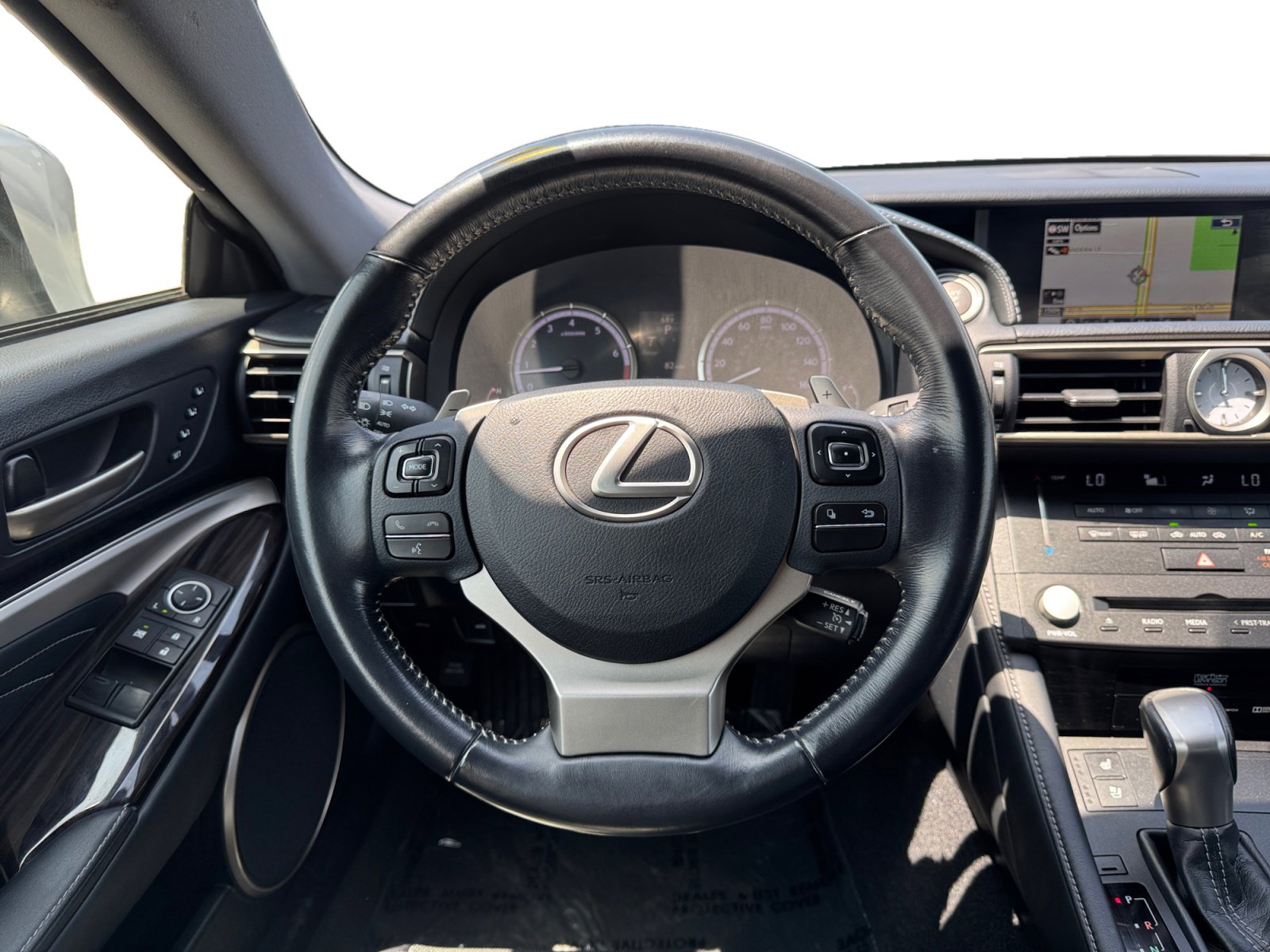 Used 2015 Lexus RC 350 w/ Luxury Package RWD image 12