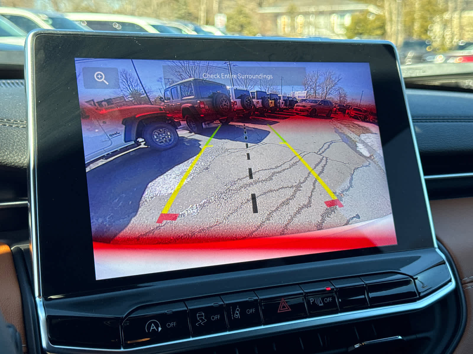 Used 2025 Jeep Compass Limited image 23