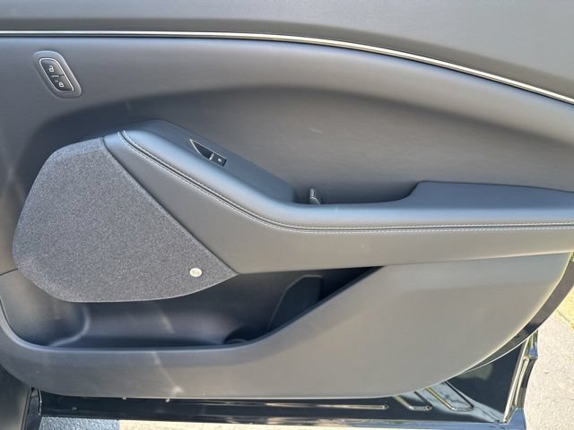 Used 2025 Ford Mustang Mach-E Premium AWD/4WD image 45