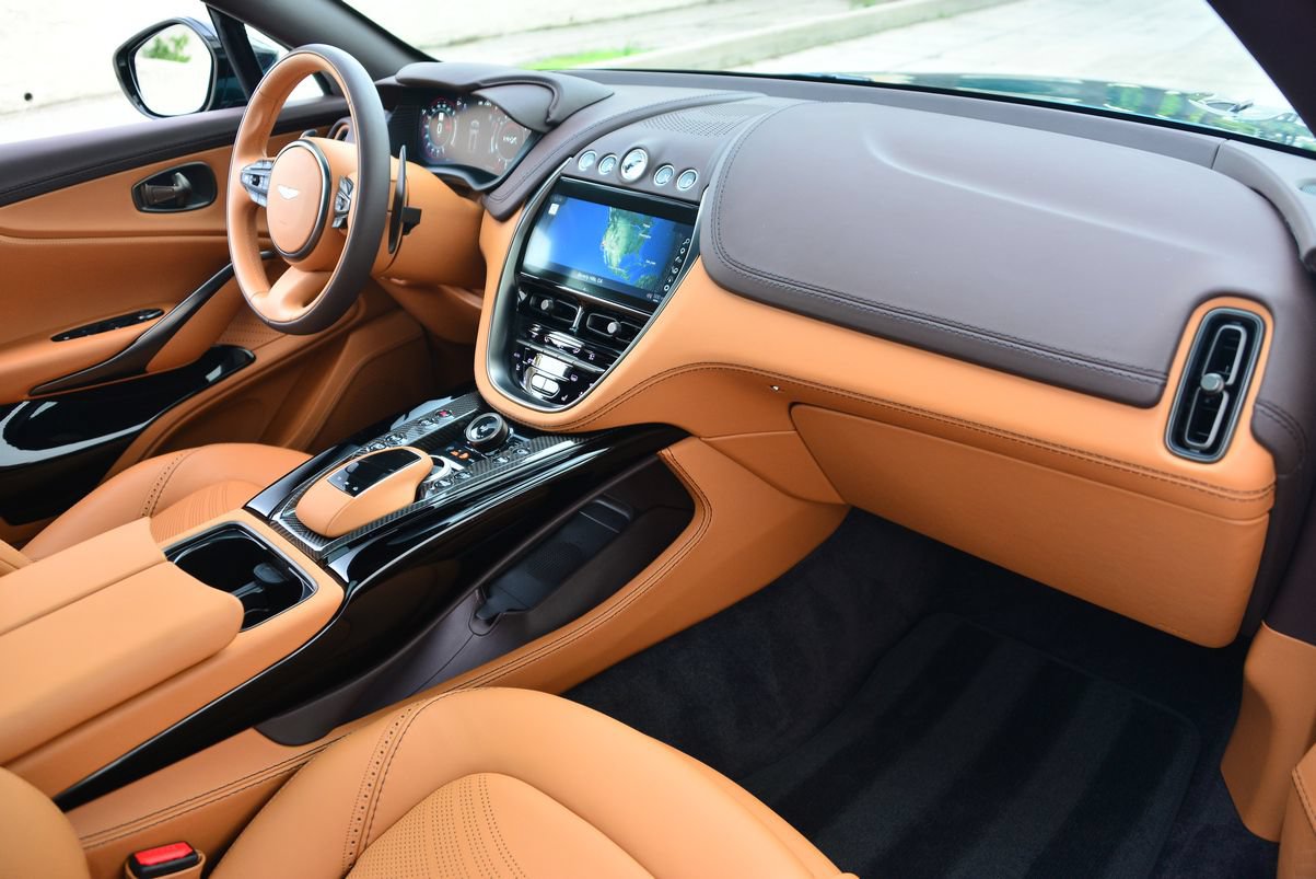 Used 2023 Aston Martin DBX 707 AWD/4WD image 10