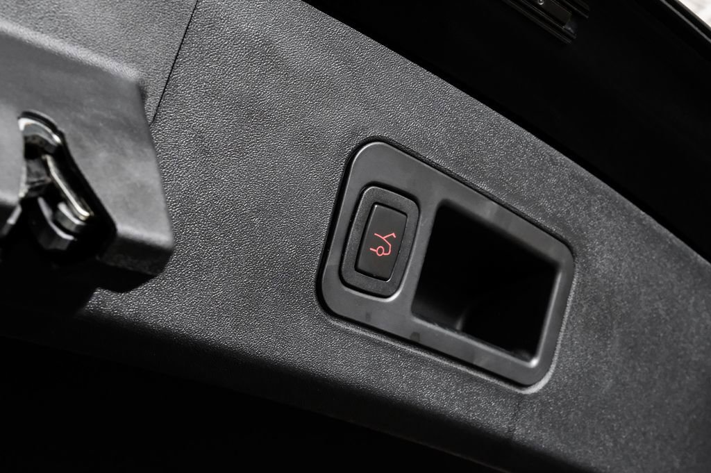 Used 2016 Tesla Model S P90D image 55