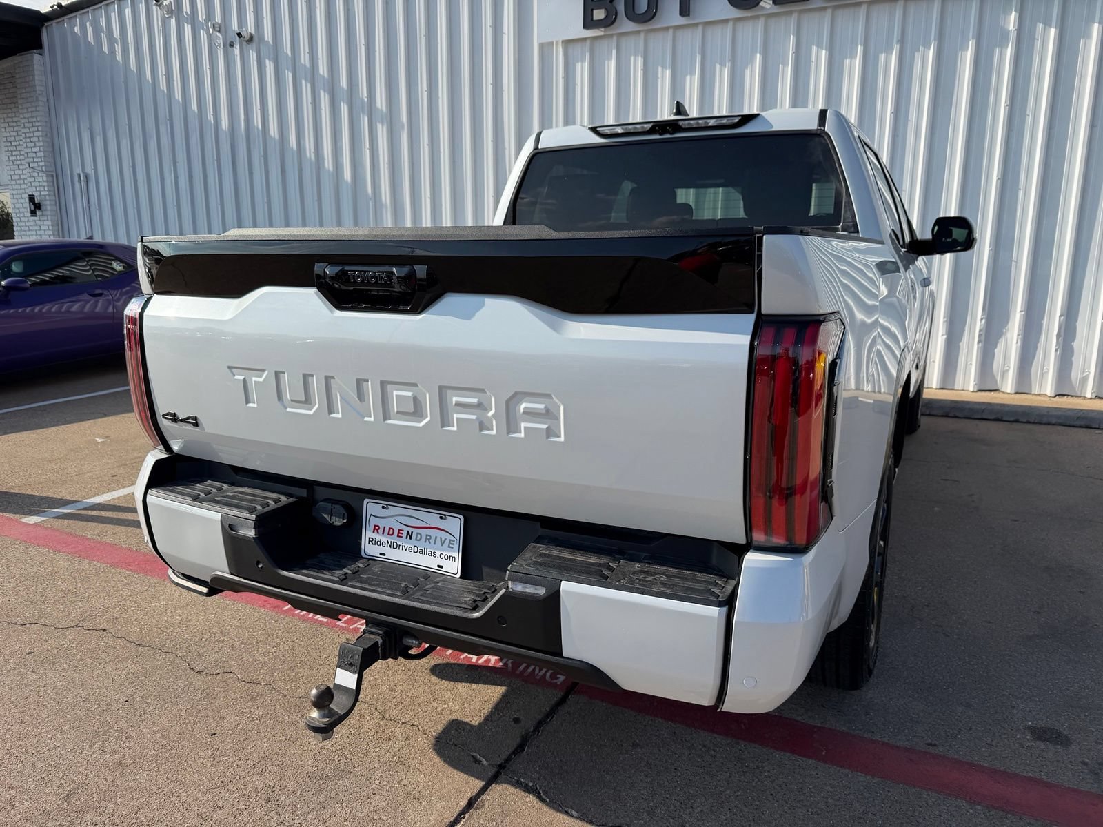 Used 2024 Toyota Tundra Platinum AWD/4WD image 6