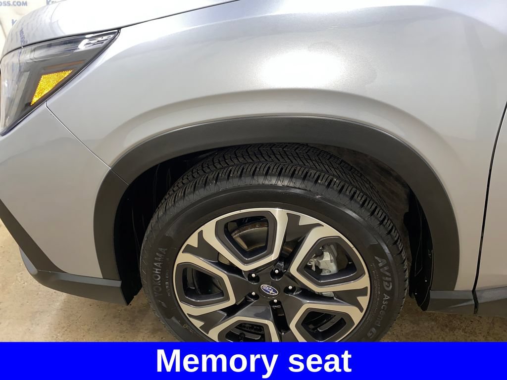 Certified 2023 Subaru Ascent Limited AWD/4WD image 18