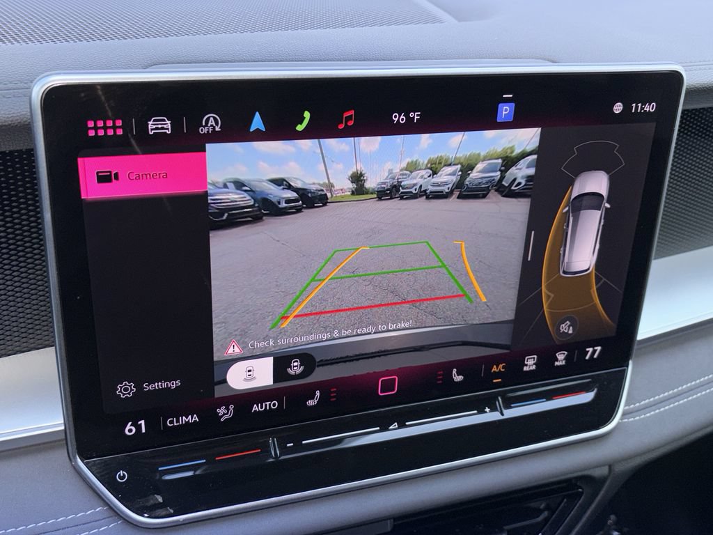 Used 2025 Volkswagen Tiguan SE FWD image 5
