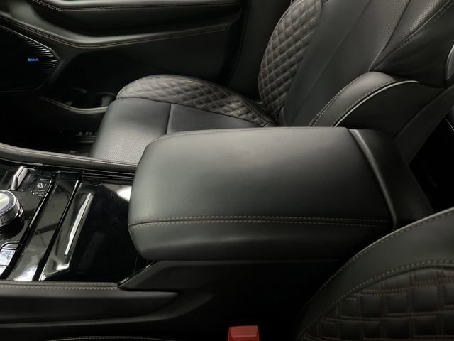 Used 2025 Jeep Grand Cherokee L Summit image 23