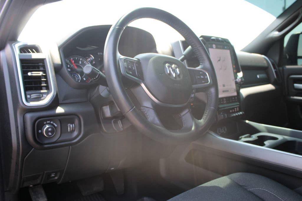 Used 2024 RAM 2500 Big Horn w/ Night Edition AWD/4WD image 28