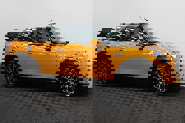 Used 2016 MINI Cooper S image 3