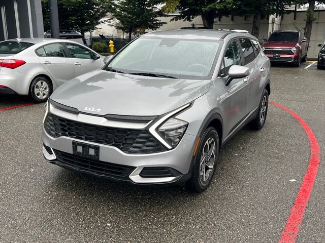 Certified 2023 Kia Sportage LX image 3