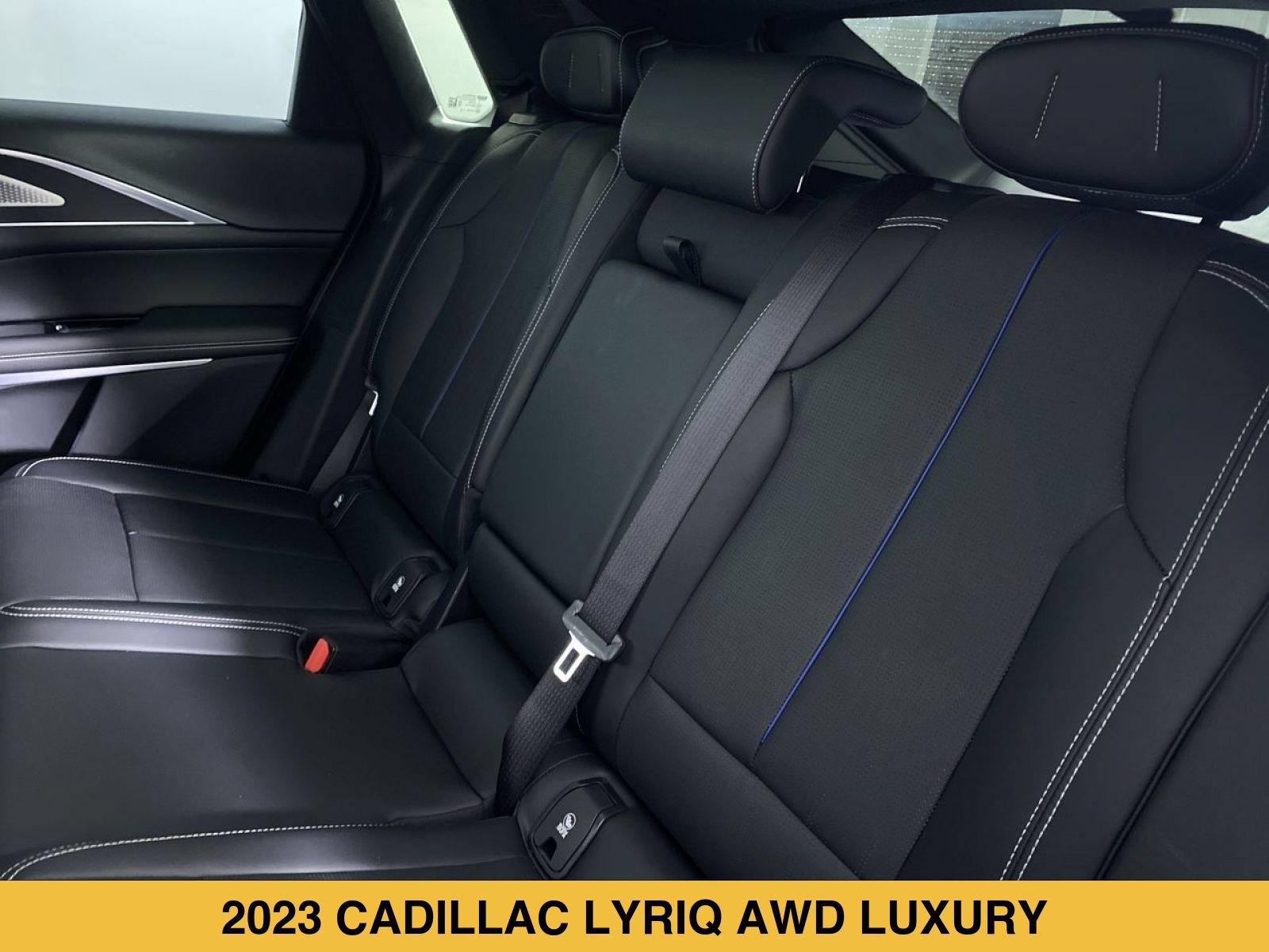 Certified 2023 Cadillac Lyriq AWD image 14