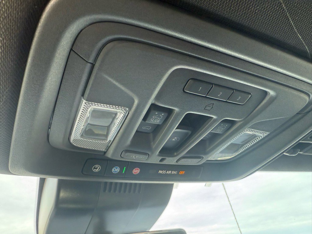 Used 2025 Chevrolet Silverado 2500 High Country w/ High Country Premium Package image 29