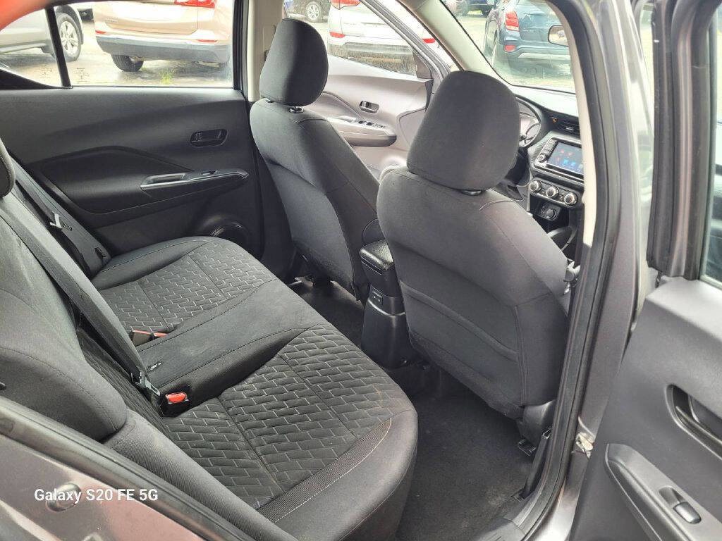 Used 2022 Nissan Kicks S image 12