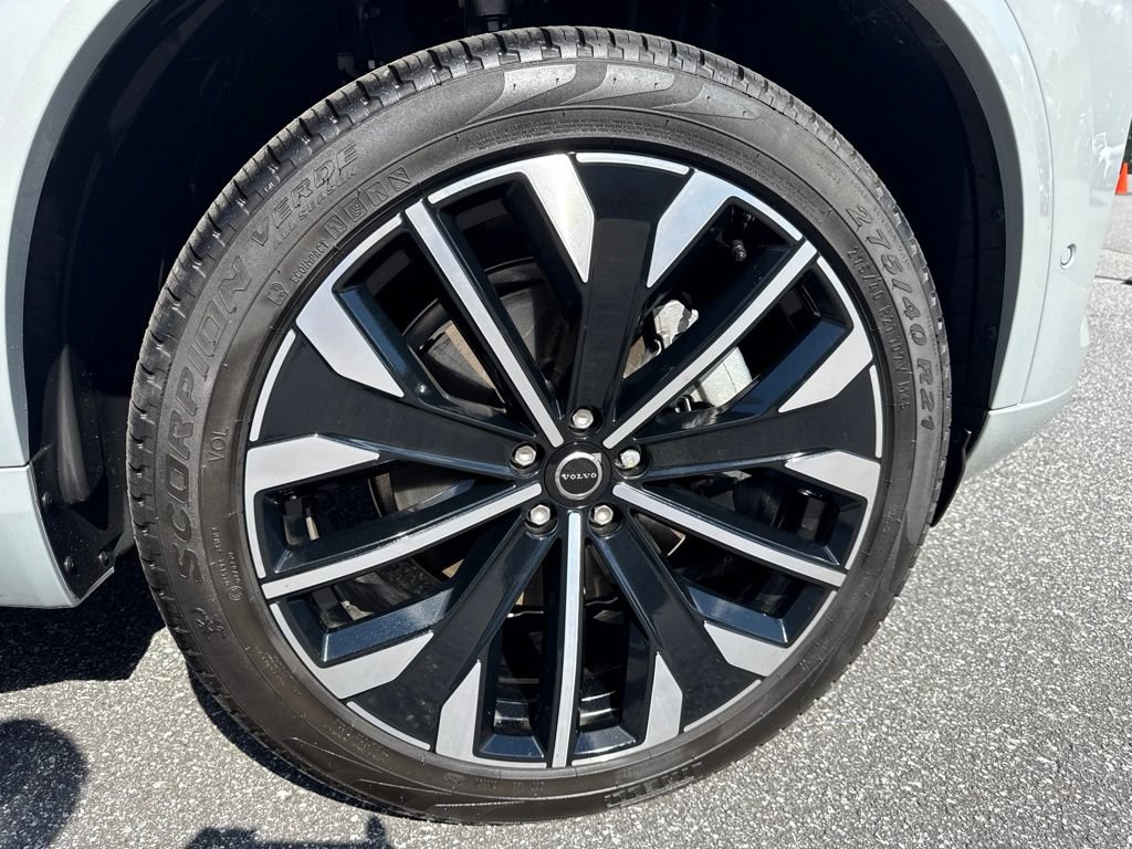 Used 2026 Volvo XC90 B6 Plus w/ Protection Package Premier AWD/4WD image 9