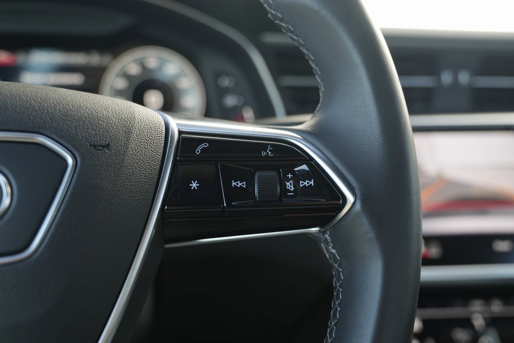 Used 2022 Audi A6 Premium Plus w/ Premium Plus Package image 53