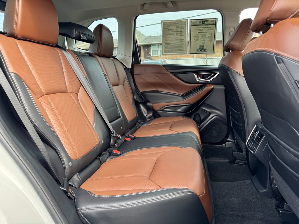 Used 2023 Subaru Forester Touring image 12