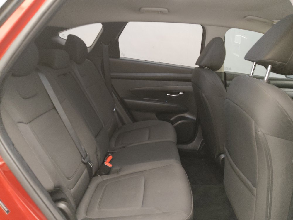 Used 2025 Hyundai Tucson SE FWD image 19
