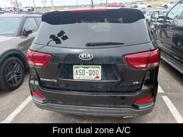 Used 2019 Kia Sorento AWD V6 image 8