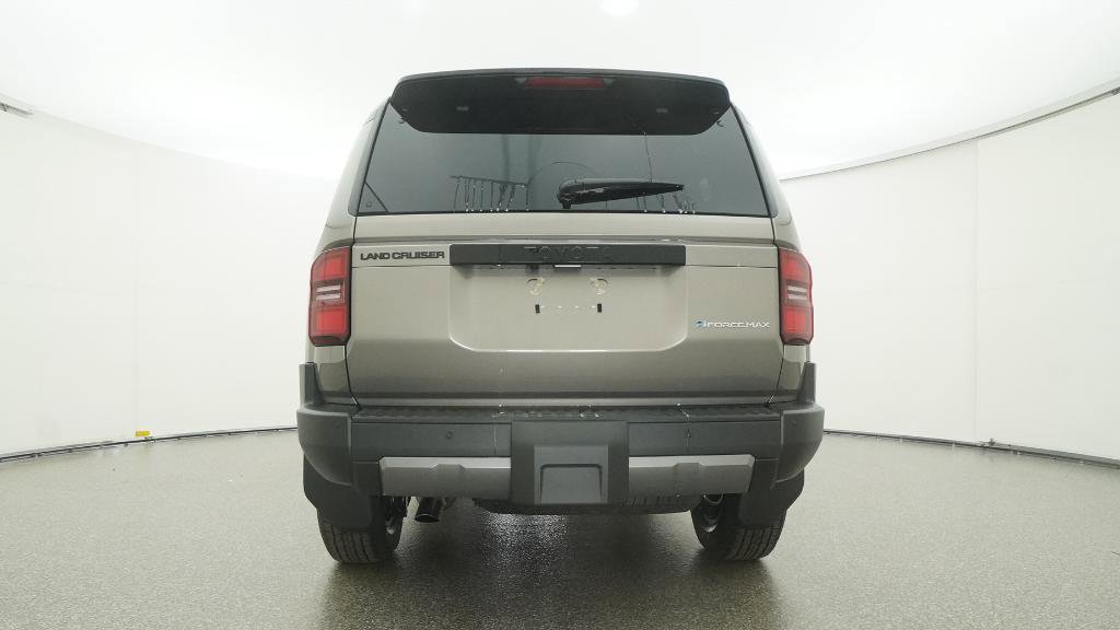 New 2026 Toyota Land Cruiser image 17