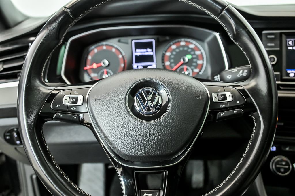 Used 2019 Volkswagen Jetta R-Line FWD image 19