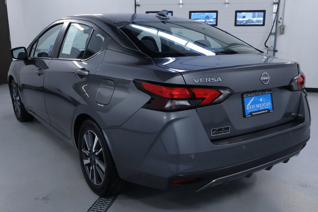 Used 2023 Nissan Versa SV image 5