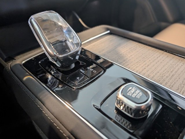 New 2026 Volvo XC90 B6 Ultra image 22