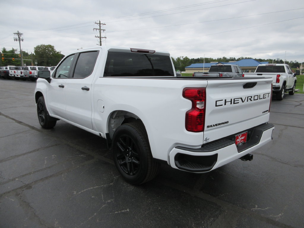 Certified 2022 Chevrolet Silverado 1500 Custom w/ LPO, Dark Essentials Package RWD image 8