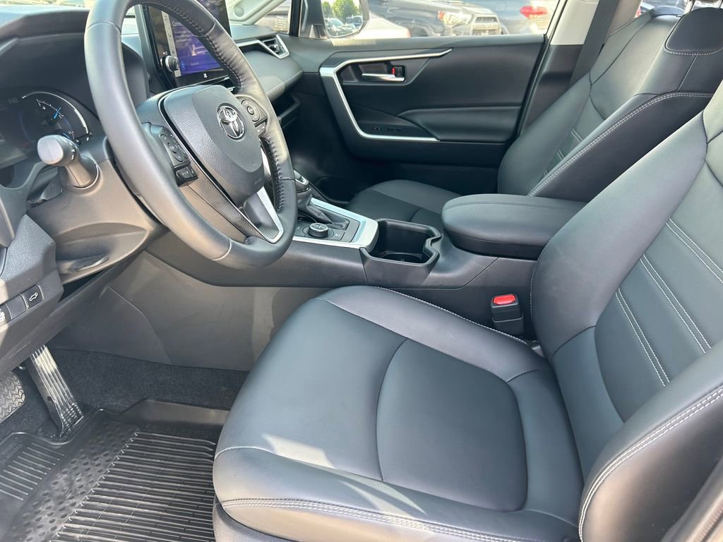 Used 2025 Toyota RAV4 XLE Premium w/ Weather Package AWD/4WD image 11