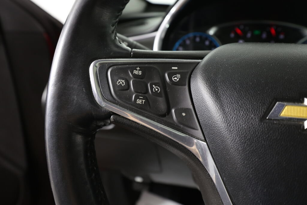 Used 2016 Chevrolet Malibu Premier FWD image 32