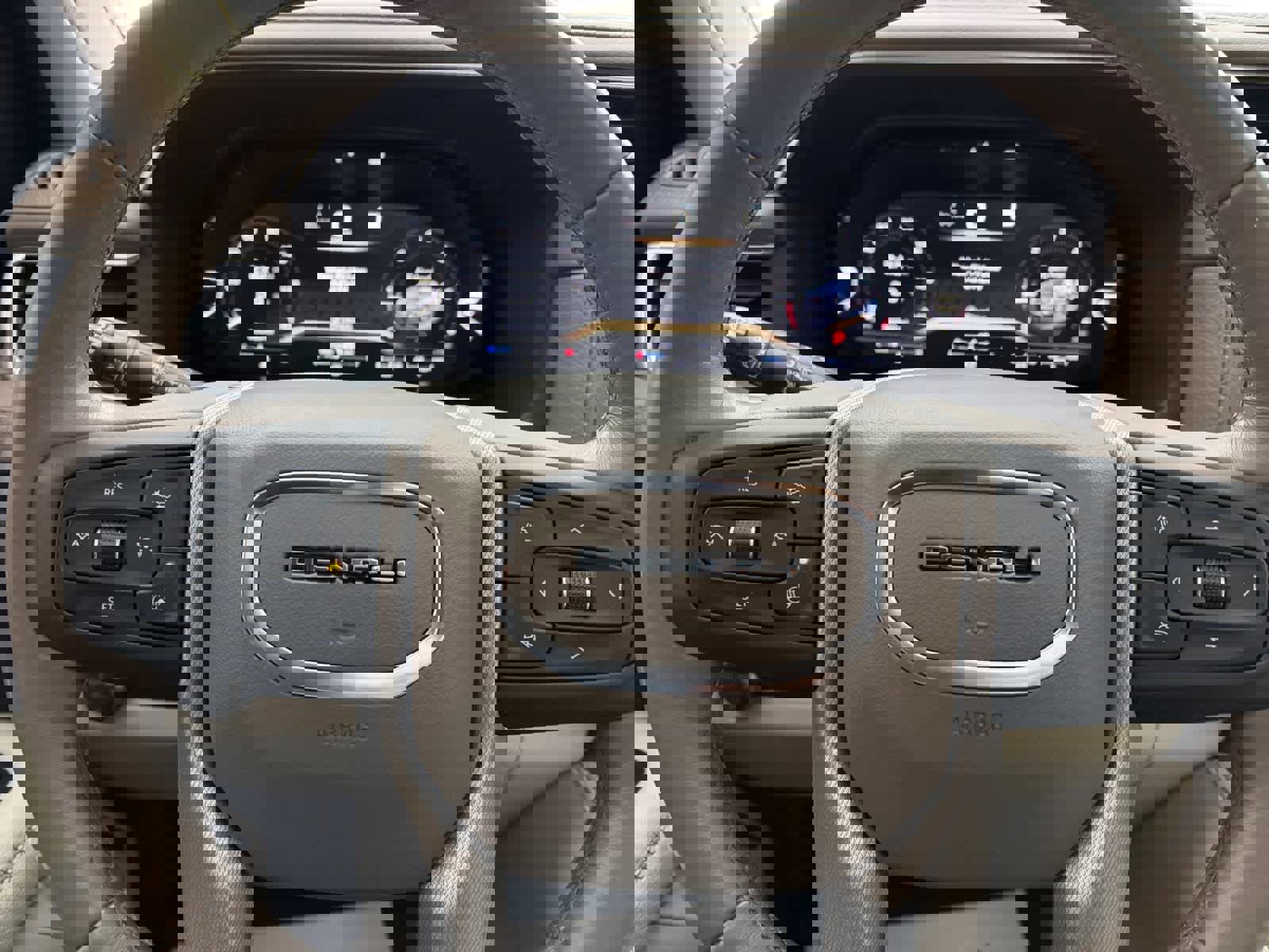 Used 2022 GMC Yukon XL Denali image 20