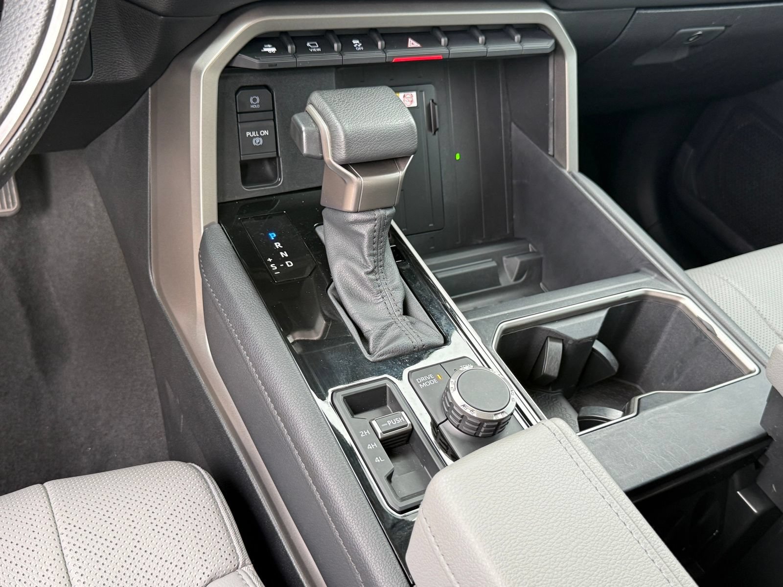 Used 2023 Toyota Tundra Limited AWD/4WD image 23