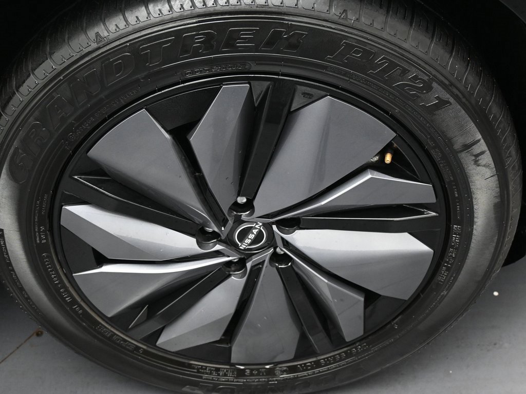 Used 2023 Nissan Ariya image 38