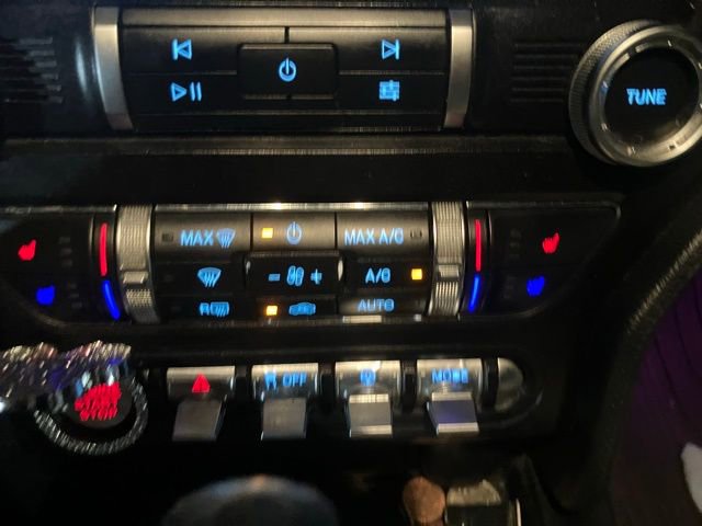 Used 2019 Ford Mustang Premium image 16