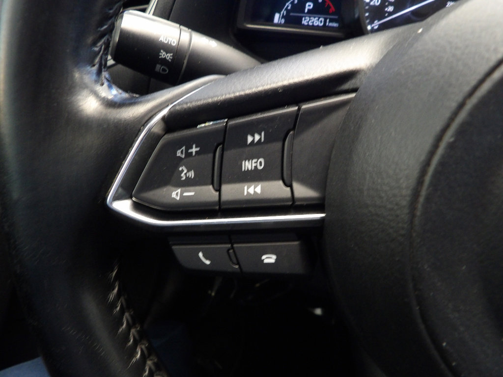 Used 2018 MAZDA MAZDA3 Touring FWD image 28