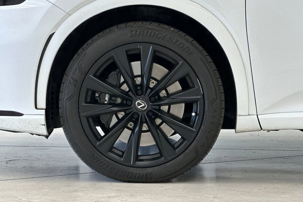 Used 2023 Lexus RX 500h F Sport w/ Cold Area Package AWD/4WD image 27